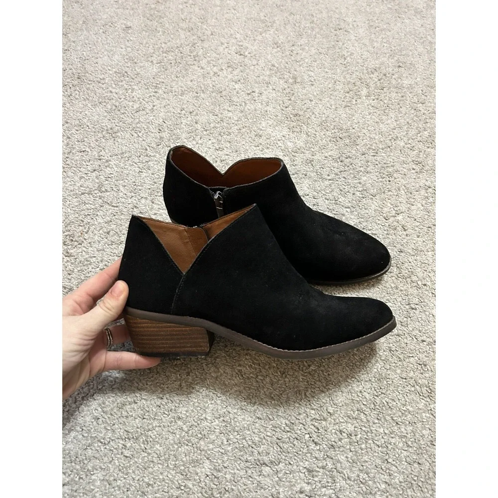 Lucky Brand Women's Frankela Black Suede‎ Leather Ankle Zip Boots Booties Sz 9.5